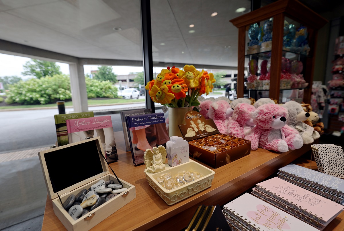 Photo of Paoli Hospital gift shop stationary and misc merchandise