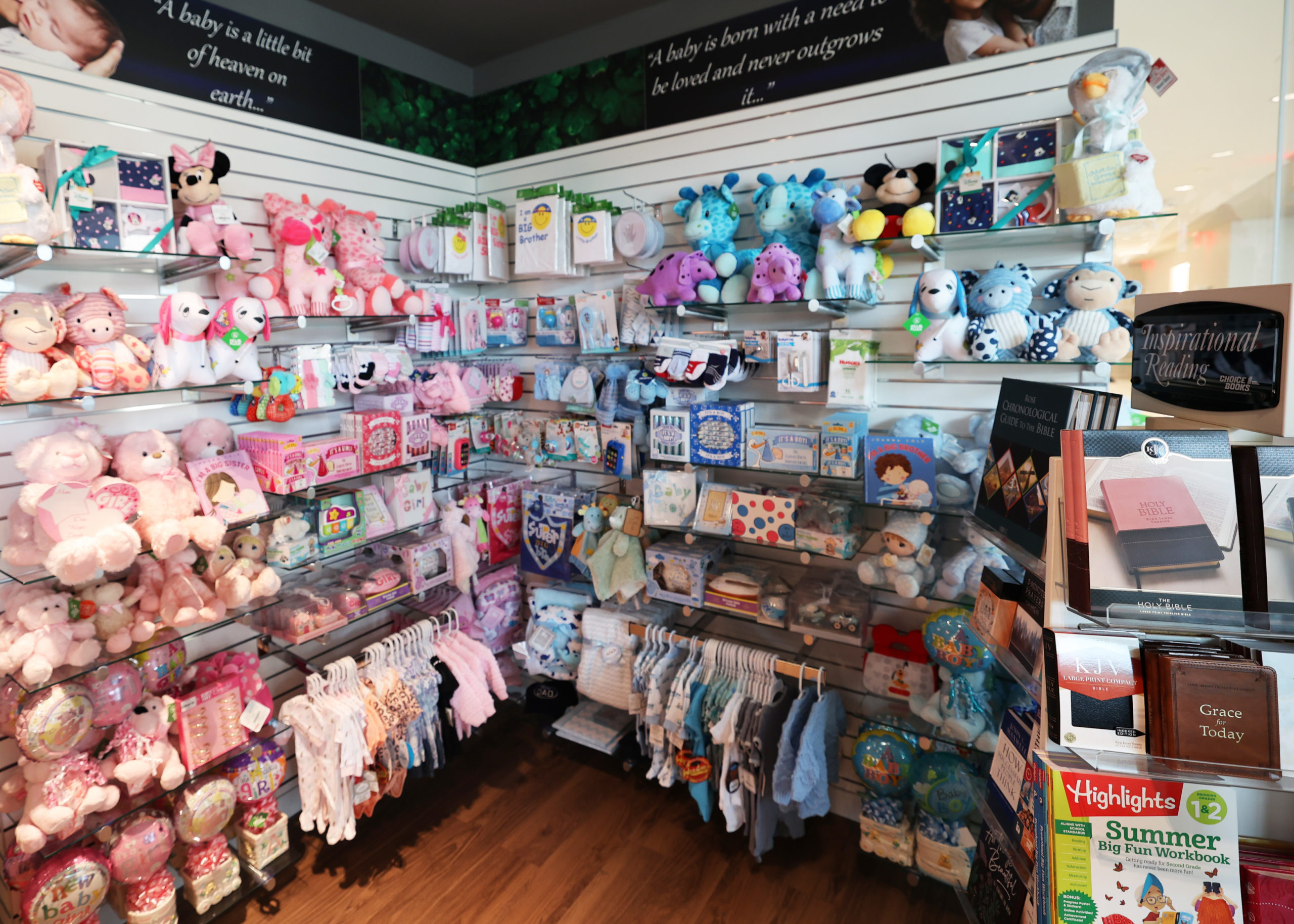 Photo of miscellaneous merchandise inside of gift shop in Jefferson Washington Township Hospital